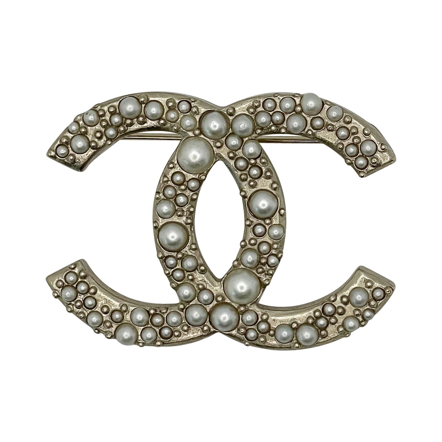 Chanel sale pearl brooch