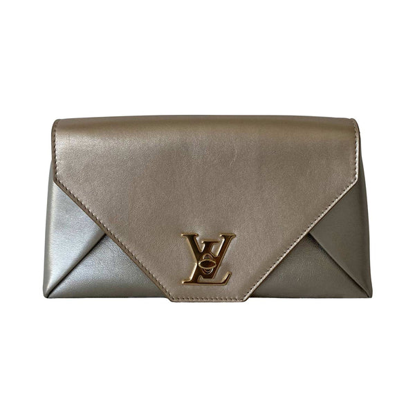 Love note leather crossbody bag Louis Vuitton Gold in Leather - 28870886
